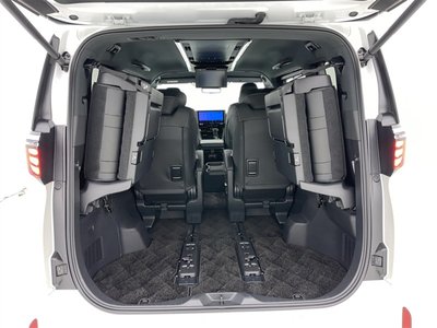 2024 Toyota ALPHARD 照片 32