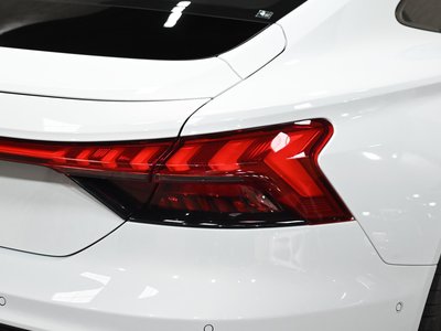 2023 AUDI E-TRON GT QUATTRO thumbnail 29