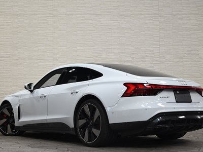 2023 AUDI E-TRON GT QUATTRO photo 5
