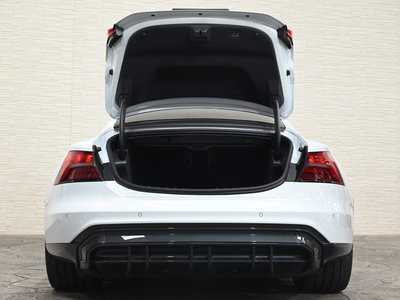 2023 AUDI E-TRON GT QUATTRO thumbnail 36