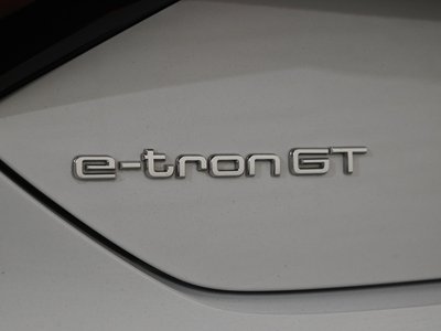 2023 AUDI E-TRON GT QUATTRO thumbnail 30
