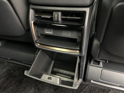 2024 Toyota ALPHARD — фото 42