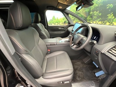 2024 Toyota ALPHARD — фото 9