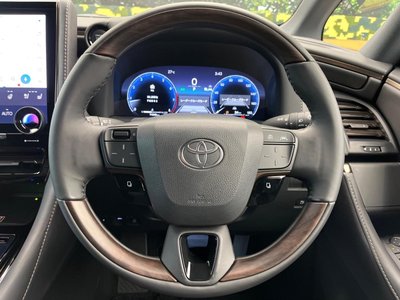 2024 Toyota ALPHARD — фото 13