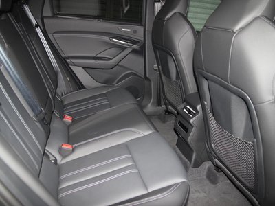 صورة 39 لـ 2025 AUDI Q6 E-TRON
