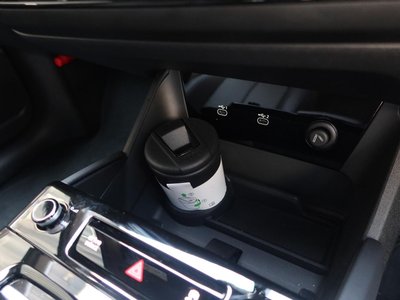 صورة 90 لـ 2025 AUDI Q6 E-TRON