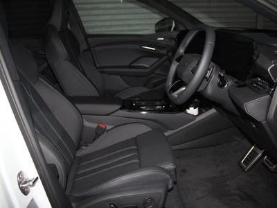 صورة 36 لـ 2025 AUDI Q6 E-TRON