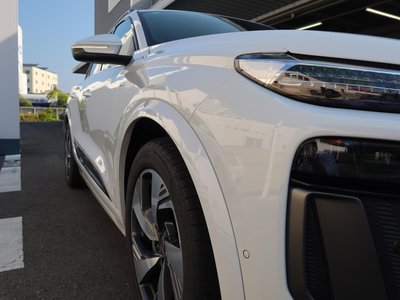 صورة 84 لـ 2025 AUDI Q6 E-TRON