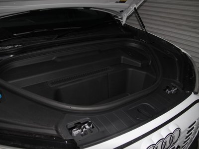 صورة 50 لـ 2025 AUDI Q6 E-TRON