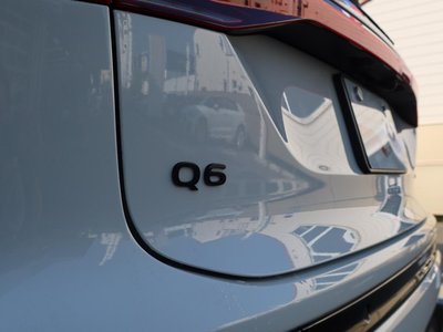صورة 95 لـ 2025 AUDI Q6 E-TRON
