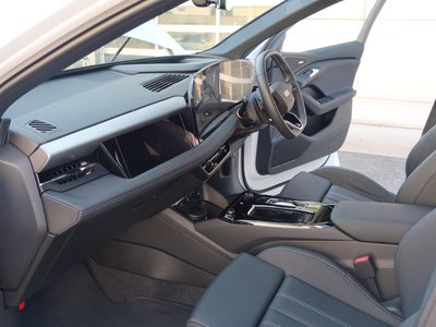 صورة 73 لـ 2025 AUDI Q6 E-TRON