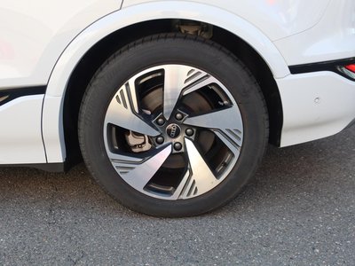 صورة 31 لـ 2025 AUDI Q6 E-TRON