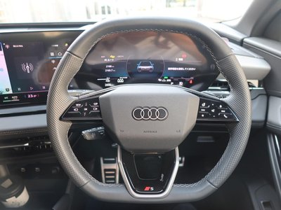 صورة 88 لـ 2025 AUDI Q6 E-TRON
