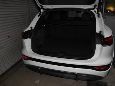 صورة 52 لـ 2025 AUDI Q6 E-TRON