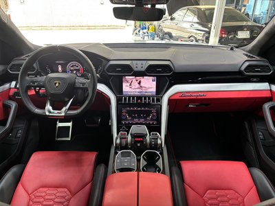 صورة 61 لـ 2019 Lamborghini URUS