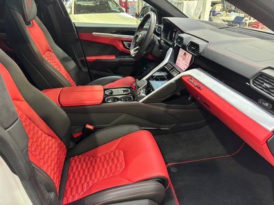 صورة 52 لـ 2019 Lamborghini URUS