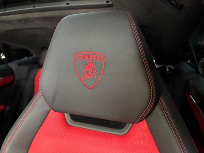 صورة 35 لـ 2019 Lamborghini URUS