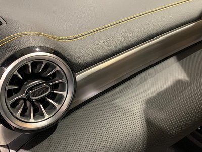 2025 Mercedes-BENZ CLA AMG thumbnail 30