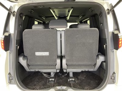 2023 Toyota ALPHARD 缩略图 24