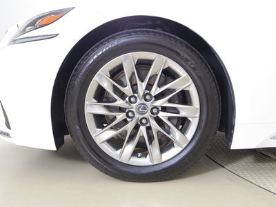 صورة مصغرة 20 لـ 2018 Lexus LS
