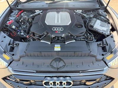صورة 79 لـ 2024 AUDI RS6 AVANT