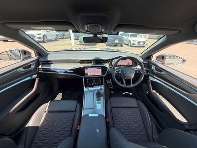 صورة 35 لـ 2024 AUDI RS6 AVANT