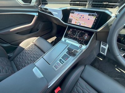 صورة 74 لـ 2024 AUDI RS6 AVANT
