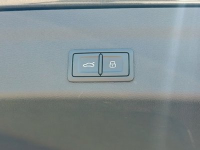 صورة 31 لـ 2024 AUDI RS6 AVANT