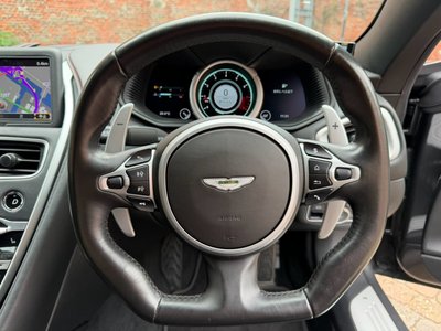 2020 Aston Martin DB11 — фото 80