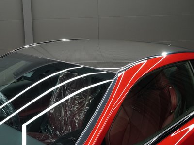 2017 Lexus LC thumbnail 36
