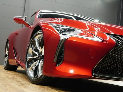 2017 Lexus LC thumbnail 51
