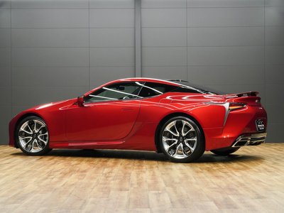 2017 Lexus LC photo 13