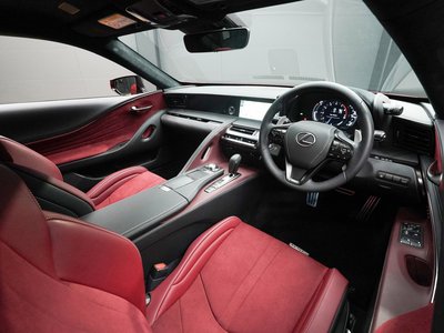 2017 Lexus LC thumbnail 17