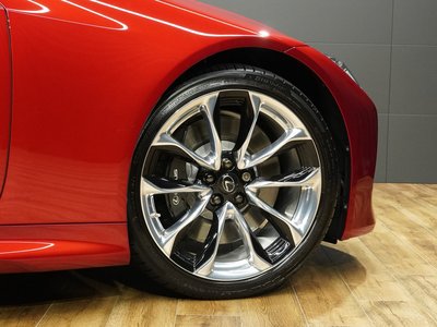 2017 Lexus LC photo 8