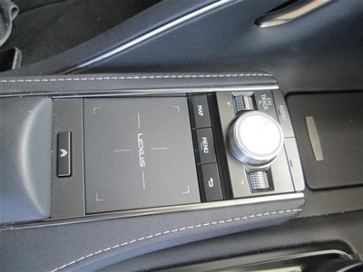 صورة مصغرة 14 لـ 2017 Lexus LC