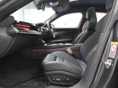 صورة مصغرة 8 لـ 2024 AUDI RS E-TRON GT