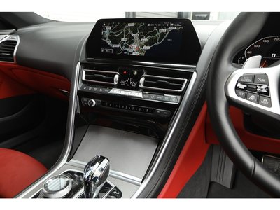 2021 BMW 8 SERIES photo 14