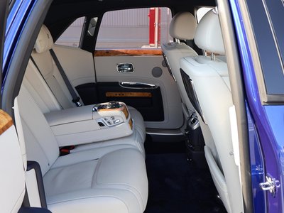 صورة 61 لـ 2016 ROLLS-ROYCE GHOST
