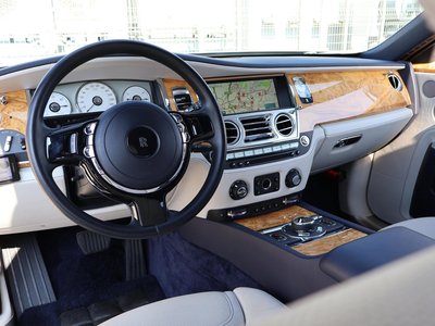 صورة 66 لـ 2016 ROLLS-ROYCE GHOST