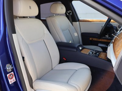 صورة 51 لـ 2016 ROLLS-ROYCE GHOST