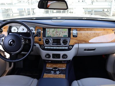صورة 62 لـ 2016 ROLLS-ROYCE GHOST