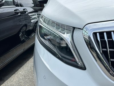 2017 Mercedes-BENZ V-CLASS photo 12