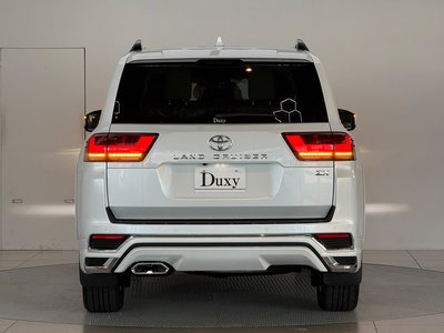 صورة مصغرة 24 لـ 2026 Toyota LAND CRUISER 300