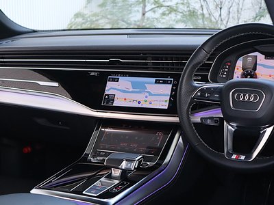 2024 AUDI Q8 thumbnail 33