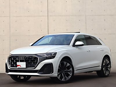2024 AUDI Q8 photo 1