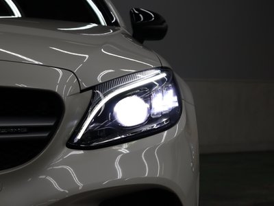 صورة 38 لـ 2018 Mercedes-BENZ C-CLASS AMG