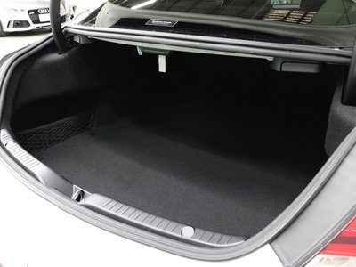 2018 Mercedes-BENZ C-CLASS AMG 照片 8