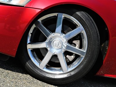 2004 Cadillac XLR — фото 10