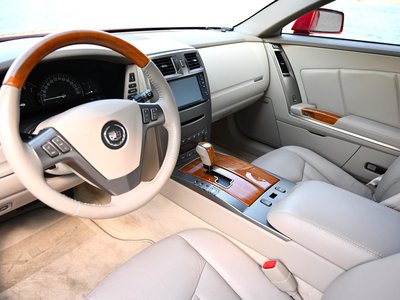 2004 Cadillac XLR — фото 7