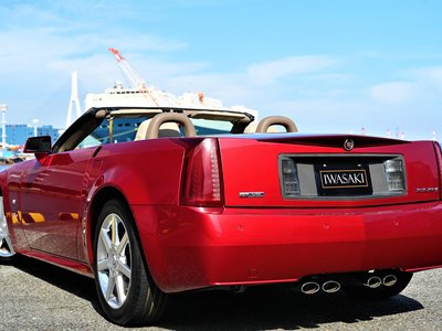 2004 Cadillac XLR — фото 4